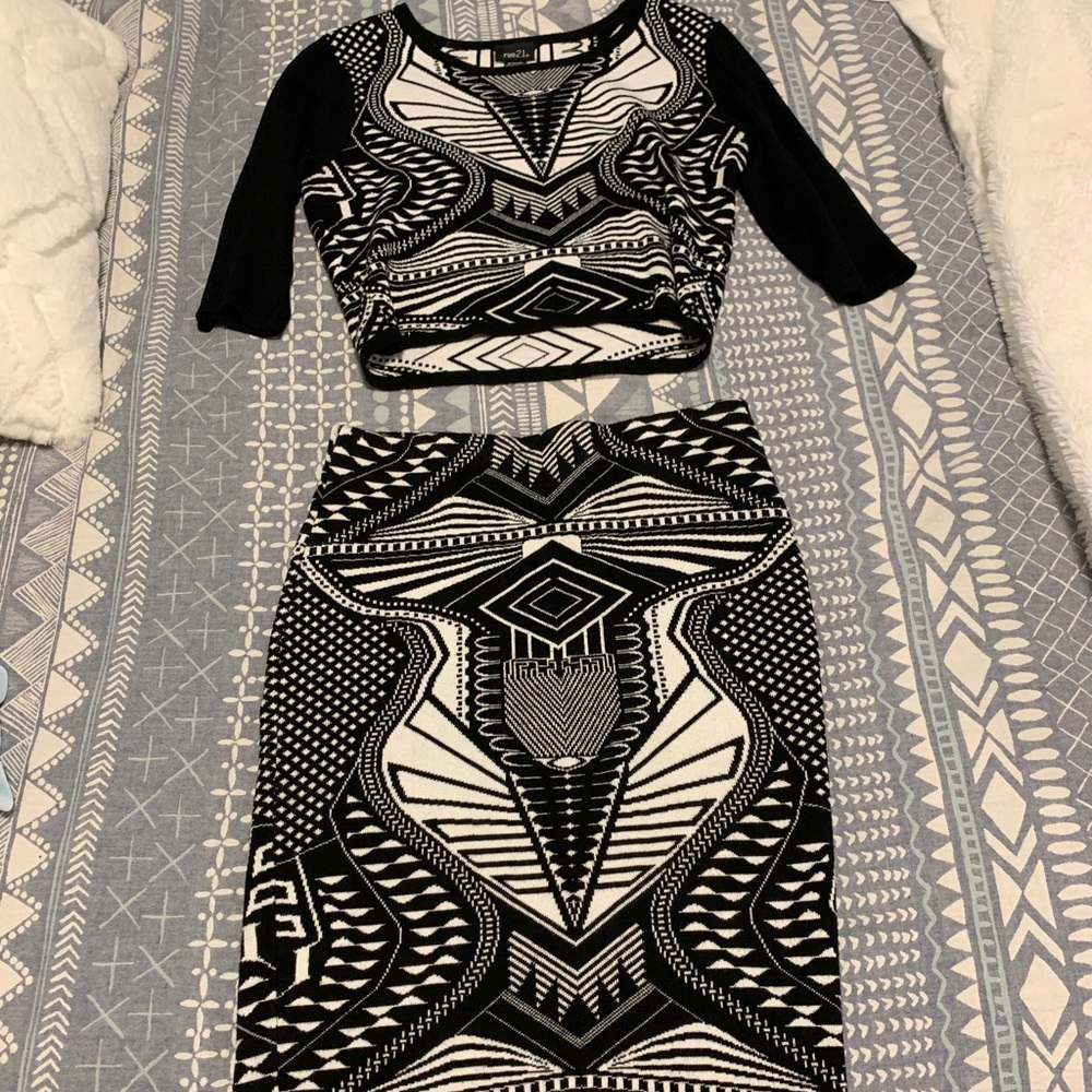 Two piece set